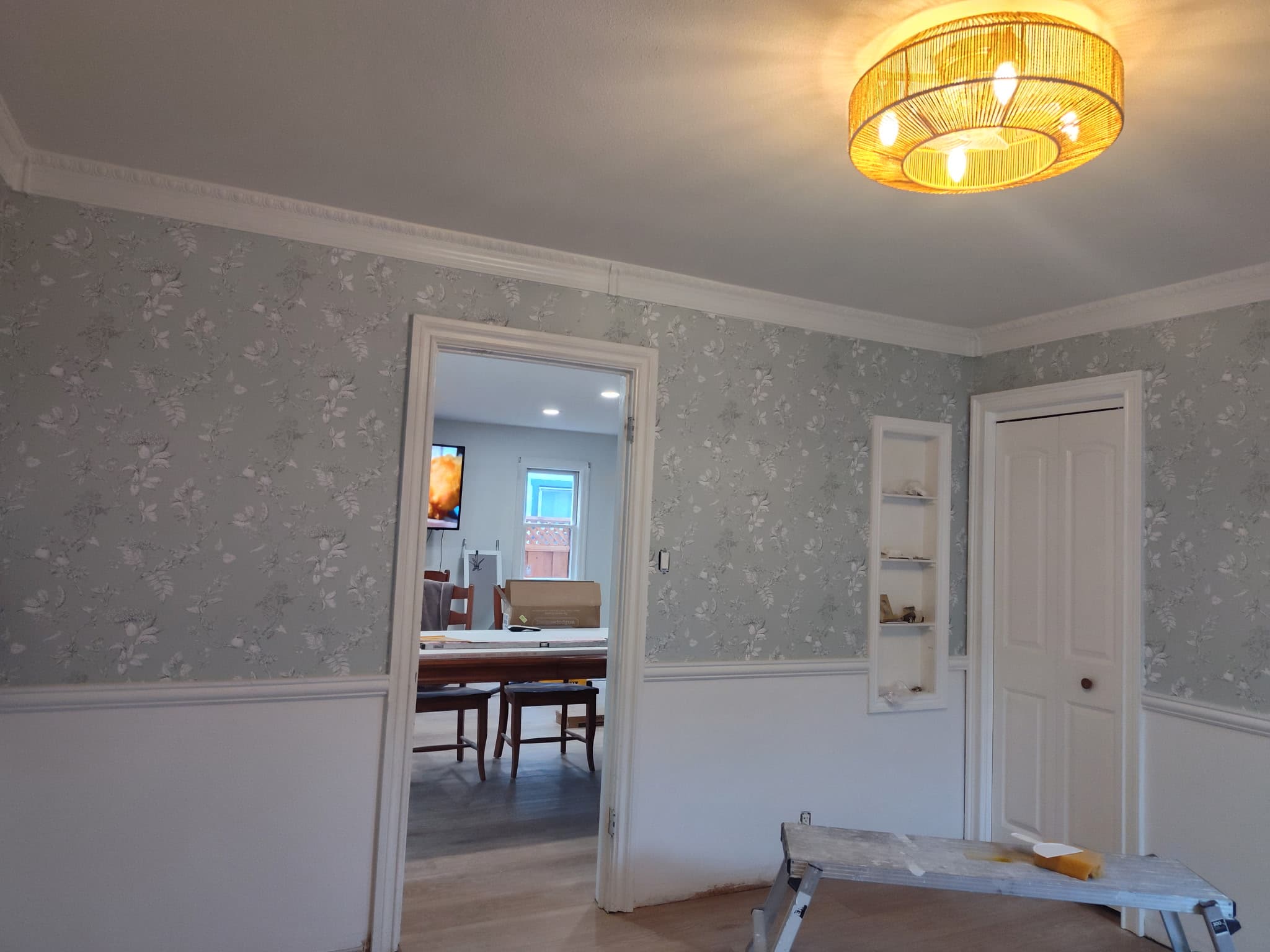 interior photo 12